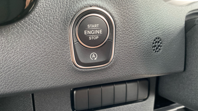 Mercedes-Benz Sprinter 315Cdi L2 Diesel Rwd 3.5t H2 Pro Van - Image 33